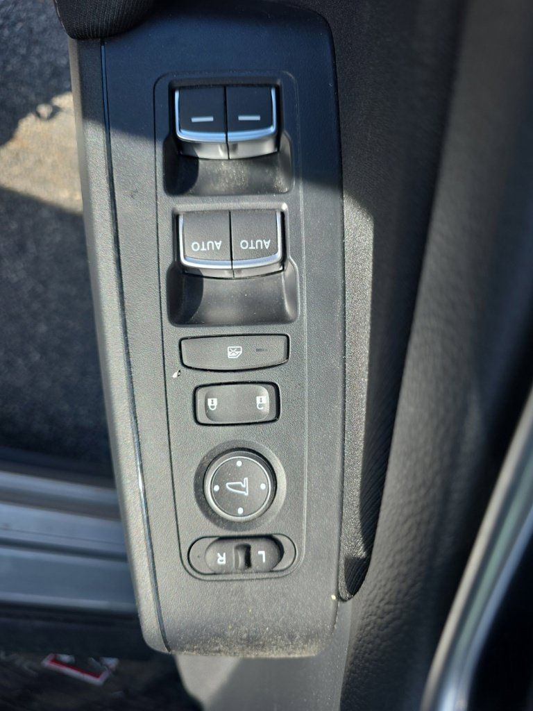 Used 2023 Honda Civic Sport image 12