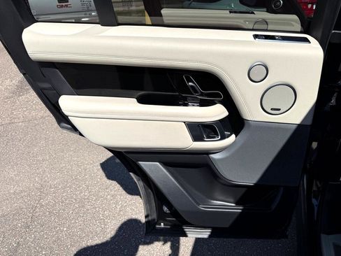 Used 2018 Land Rover Range Rover Supercharged image 30