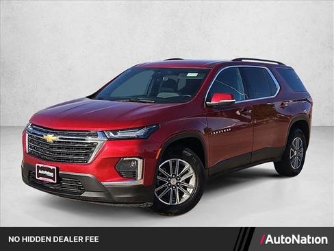 Used 2023 Chevrolet Traverse LT AWD/4WD image 1