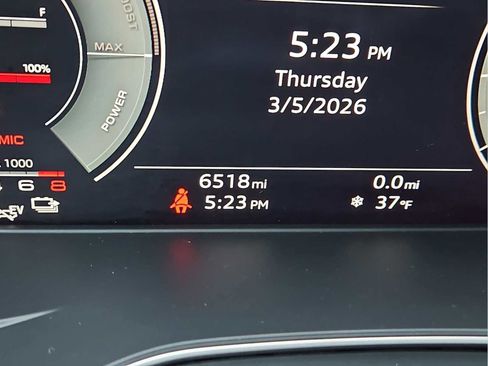 Used 2024 Audi Q5 e Premium Plus w/ Premium Plus Package image 24