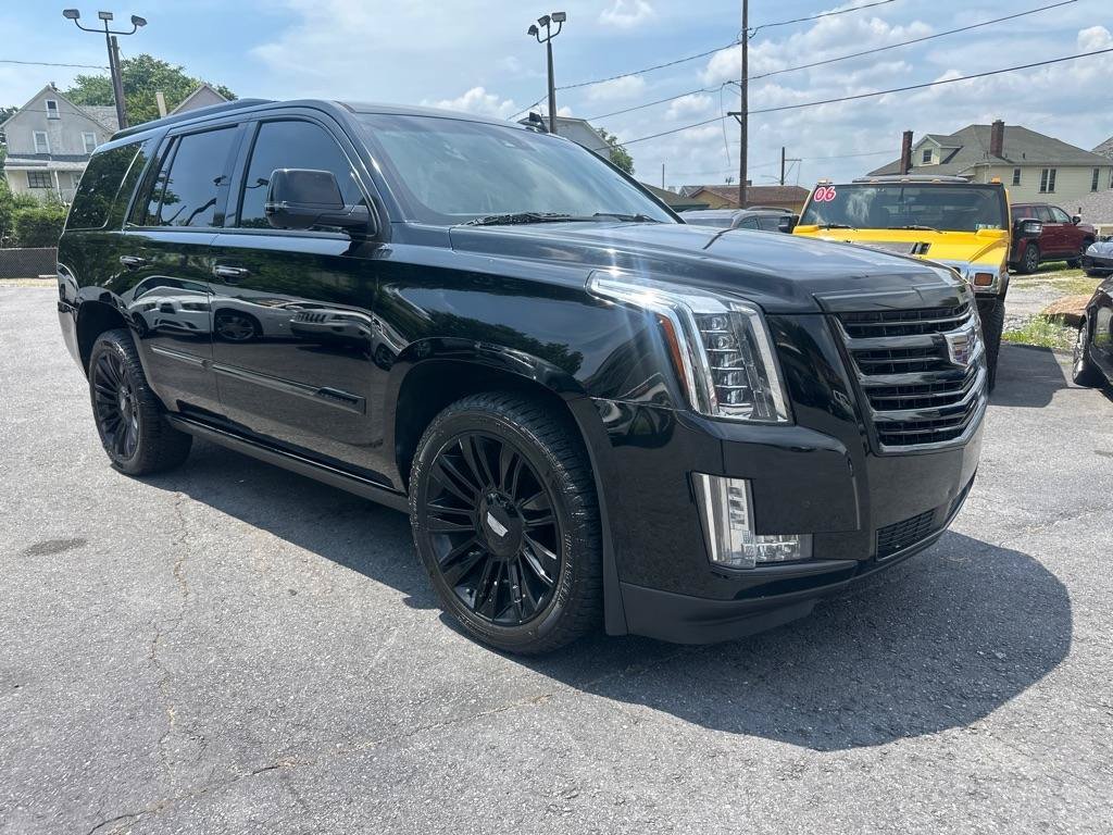 Used 2016 Cadillac Escalade Platinum AWD/4WD image 11