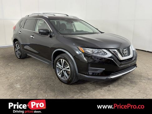 Used 2020 Nissan Rogue SV w/ Premium Package AWD/4WD image 1