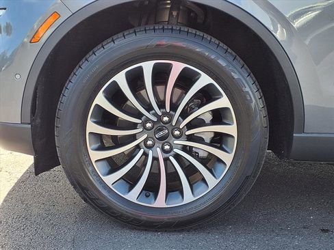 Certified 2023 Lincoln Aviator Reserve w/ Equipment Group 201A image 24