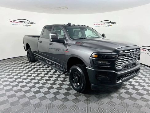 Used 2025 RAM 2500 Tradesman AWD/4WD image 1