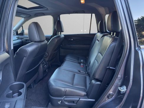 Used 2019 Honda Pilot EX-L image 10