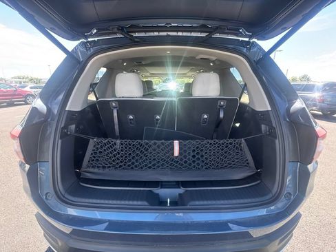Used 2026 Honda Pilot Touring image 15