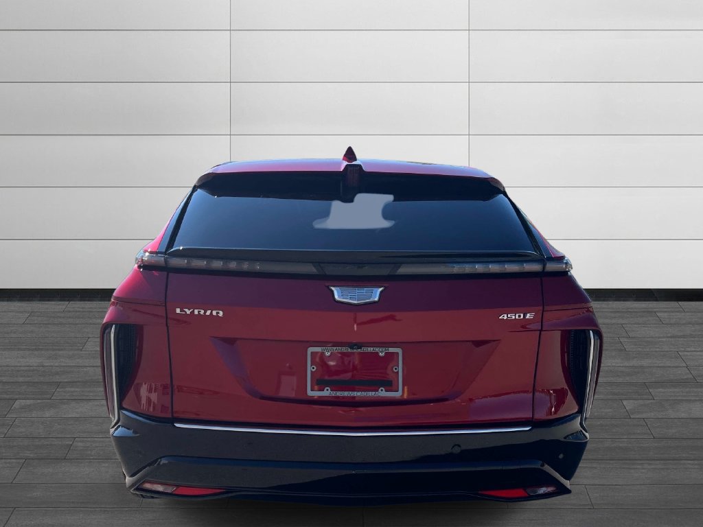 Used 2024 Cadillac Lyriq Luxury RWD image 4
