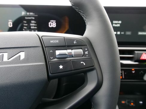 New 2026 Kia Sportage LX image 22