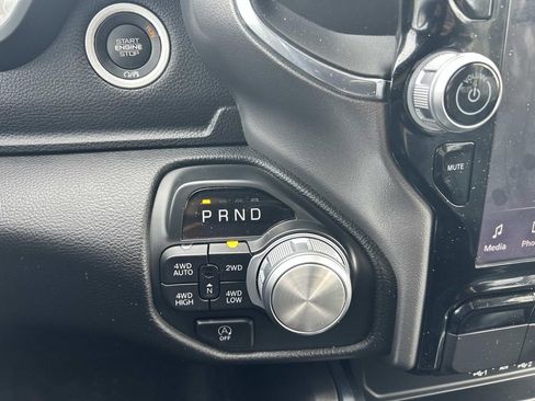 Used 2025 RAM 1500 Laramie image 30