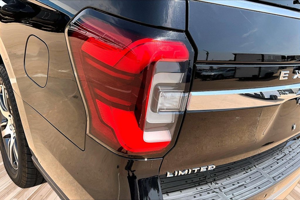 Used 2022 Ford Expedition Max Limited AWD/4WD image 30