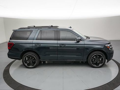Certified 2024 Ford Expedition Limited AWD/4WD image 3