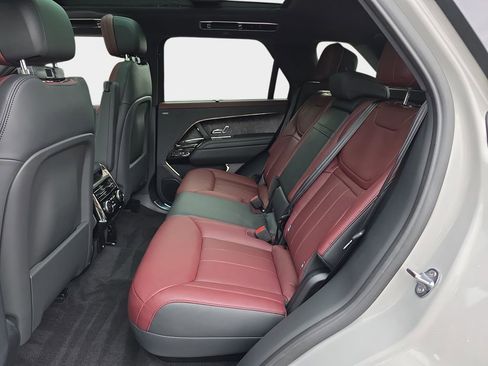 New 2025 Land Rover Range Rover Sport Dynamic SE AWD/4WD image 14