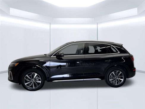 Certified 2023 Audi Q5 2.0T Premium Plus AWD/4WD image 2