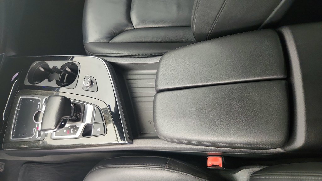Used 2018 Audi Q7 3.0T Premium Plus w/ Premium Plus Package AWD/4WD image 17