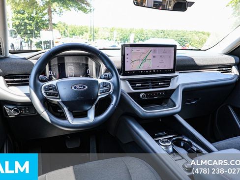 Used 2025 Ford Explorer Active image 24