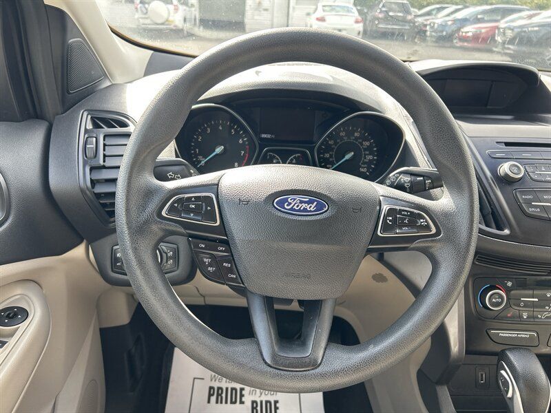Used 2018 Ford Escape SE AWD/4WD image 12