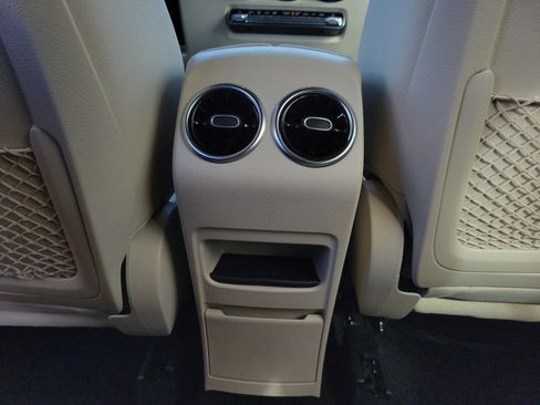 Certified 2021 Mercedes-Benz GLB 250 GLB 250 image 14