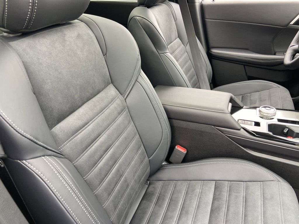 New 2026 Mitsubishi Outlander SE FWD image 25