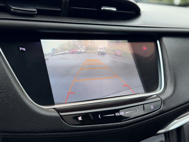 Used 2017 Cadillac XT5 Luxury w/ Driver Awareness Package AWD/4WD image 13