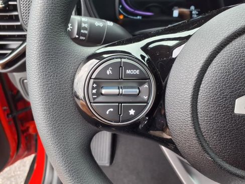New 2025 Kia Soul S image 20