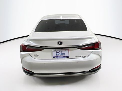 Used 2021 Lexus ES 300h w/ Premium Package FWD image 6
