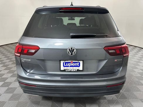 Used 2019 Volkswagen Tiguan SE image 4