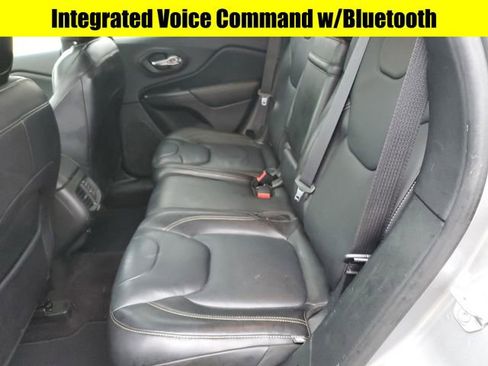 Used 2017 Jeep Cherokee Limited w/ Trailer Tow Group image 14