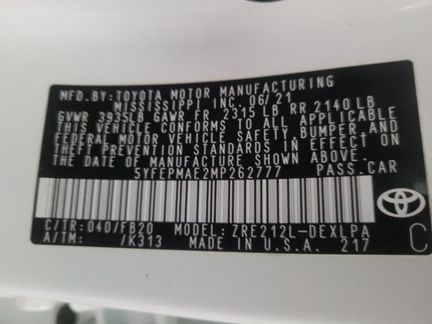 Used 2021 Toyota Corolla LE w/ Carpet Mat Package (TMS) FWD image 33