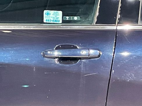 Used 2020 Chevrolet Equinox LT image 17