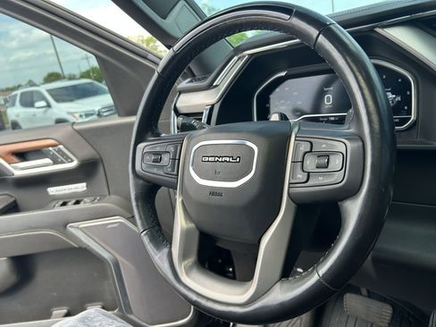 Used 2023 GMC Sierra 1500 Denali w/ Technology Package AWD/4WD image 8