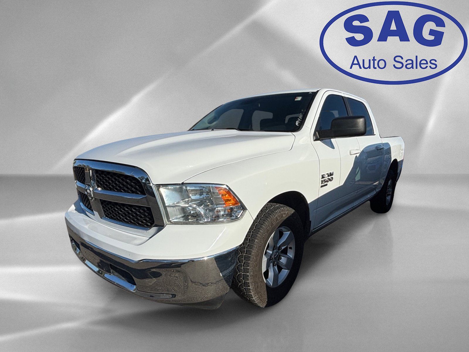 Used 2021 RAM 1500 Classic SLT RWD image 5
