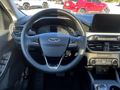 Used 2022 Ford Escape SE w/ Convenience Package image 6