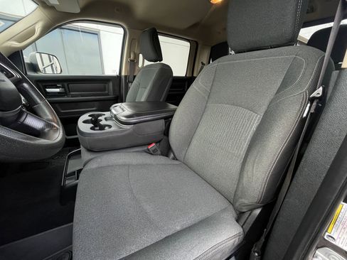 Used 2019 RAM 2500 Tradesman image 11