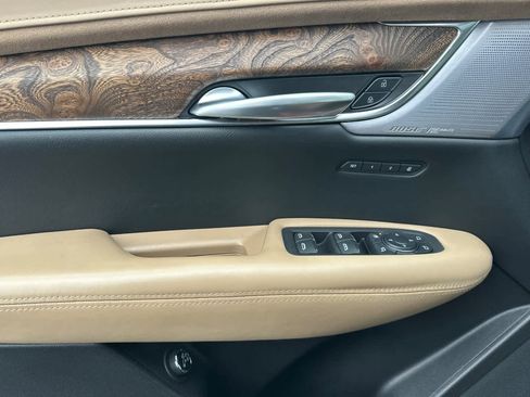 Used 2024 Cadillac XT5 Premium Luxury w/ Platinum Package image 12