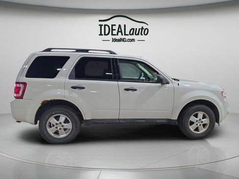 Used 2012 Ford Escape XLT AWD/4WD image 2