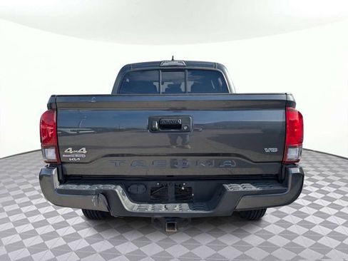 Used 2019 Toyota Tacoma SR w/ SR Convenience Package image 4