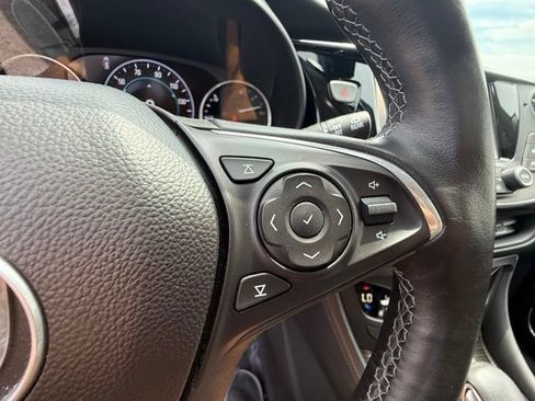 Used 2019 Buick Envision Premium w/ Driver Confidence Package AWD/4WD image 21