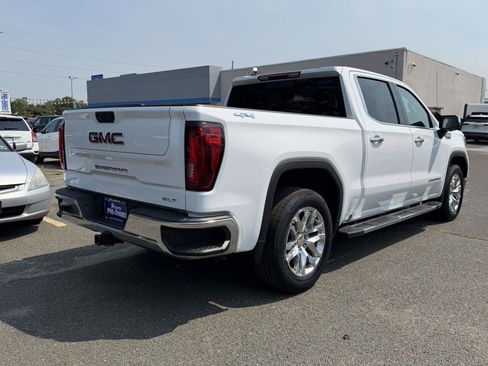 Used 2022 GMC Sierra 1500 SLT w/ SLT Premium Package AWD/4WD image 5
