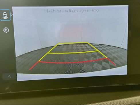 Used 2025 Hyundai Santa Fe SEL FWD image 22