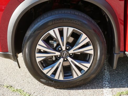 Certified 2023 Nissan Rogue SV AWD/4WD image 15