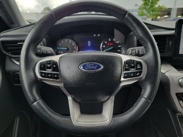 Used 2024 Ford Explorer XLT RWD image 23