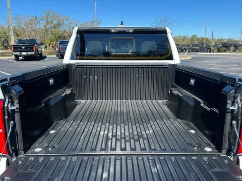 Certified 2025 Toyota Tacoma SR5 image 17