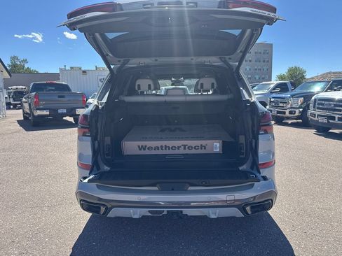 Used 2025 BMW X5 xDrive40i w/ M Sport Package AWD/4WD image 14