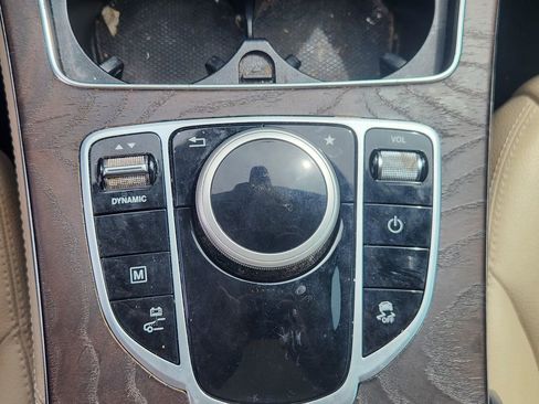 Certified 2019 Mercedes-Benz GLC 350e 4MATIC image 19