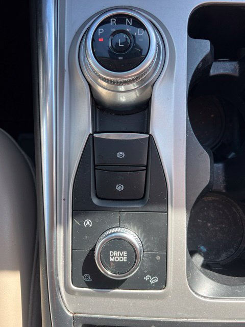 Used 2021 Ford Explorer XLT w/ Equipment Group 202A AWD/4WD image 6