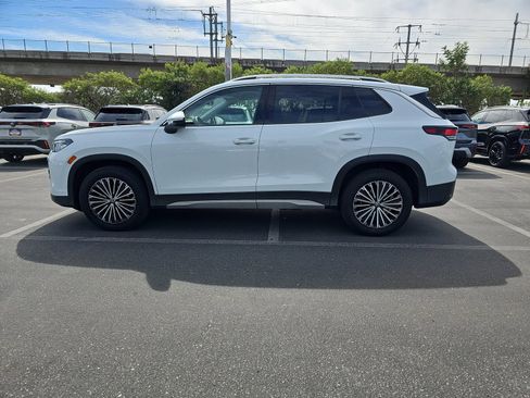 Certified 2025 Volkswagen Tiguan S w/ 18" Wheel Package image 8