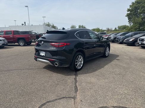 Used 2018 Alfa Romeo Stelvio Ti AWD/4WD image 7