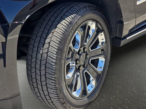 Used 2019 GMC Yukon Denali w/ Denali Ultimate Package image 33