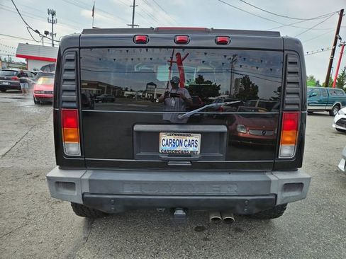 Used 2003 HUMMER H2 w/ Preferred Equipment Group image 3