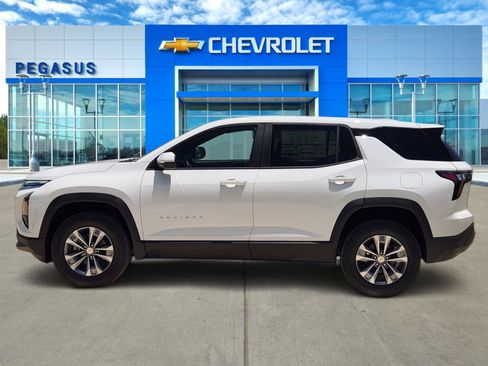 New 2027 Chevrolet Equinox LT FWD image 3